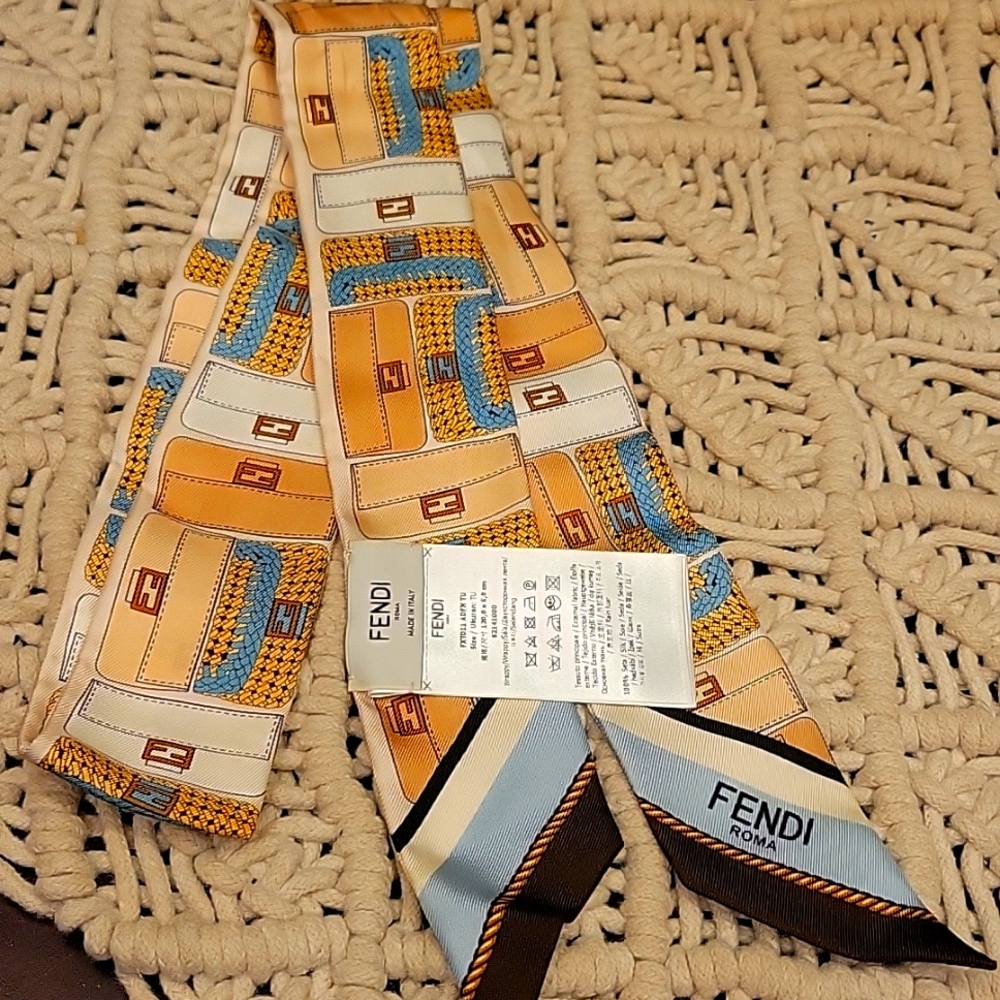 Fendi wrap , brand new